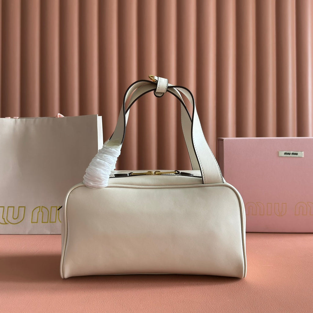 MIUMIU 26S TOP-HANDLE BAG 28 IN WHITE CALFSKIN GOLD HARDWARE