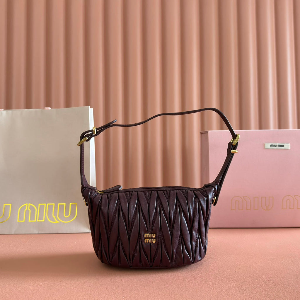 MIUMIU 26S POUCH BAG 15 IN COFFEE BROWN CALFSKIN GOLD HARDWARE