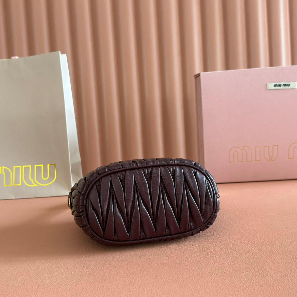 MIUMIU 26S POUCH BAG 15 IN COFFEE BROWN CALFSKIN GOLD HARDWARE
