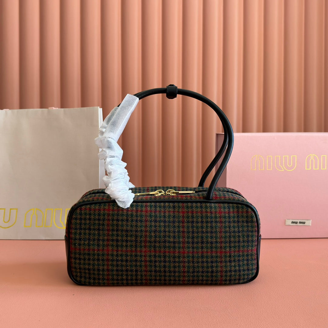 MIUMIU 26S BEAU CANVAS BAG 28 IN MULTICOLOR WOOL AND BLACK CALFSKIN