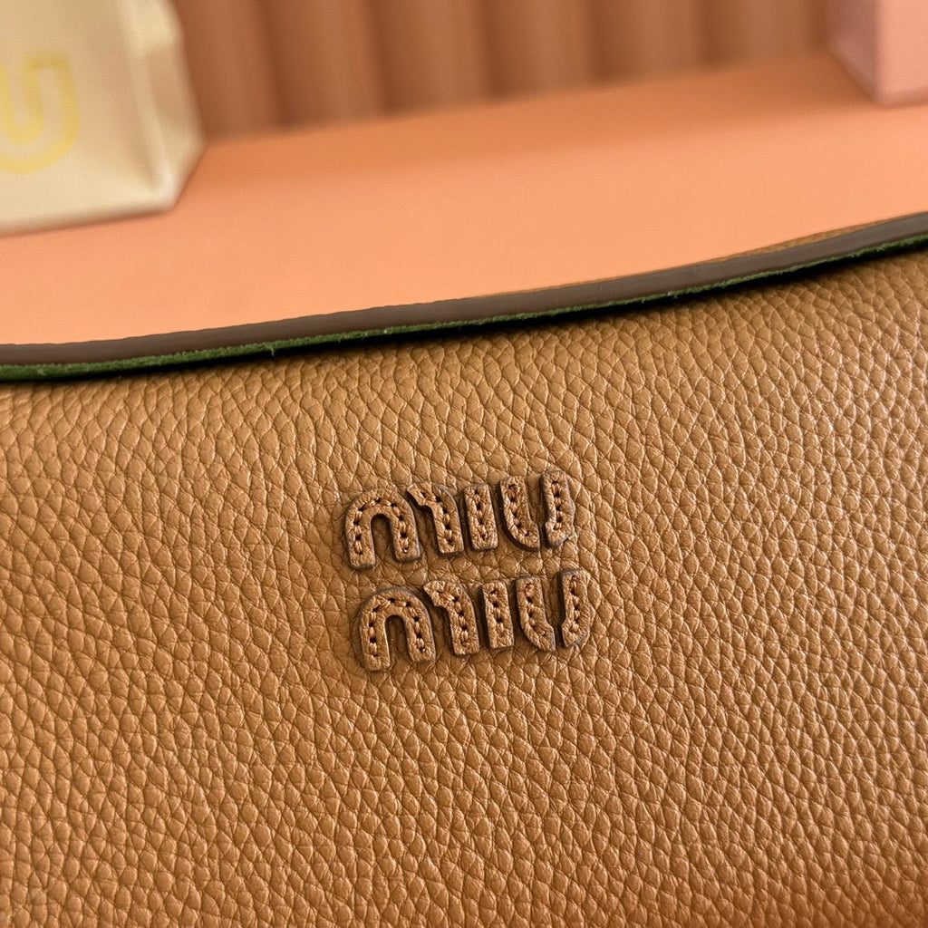 MIUMIU 26S POUCH BAG 18 IN DARK BROWN CALFSKIN GOLD HARDWARE