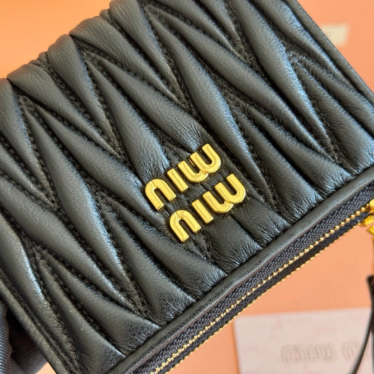 MIUMIU 26S SMALL MATELASSE CARD HOLDER 11 IN BLACK CALFSKIN GOLD HARDWARE