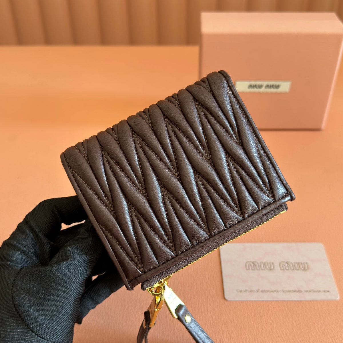 MIUMIU 26S SMALL MATELASSE CARD HOLDER 11 IN DARK BROWN CALFSKIN GOLD HARDWARE