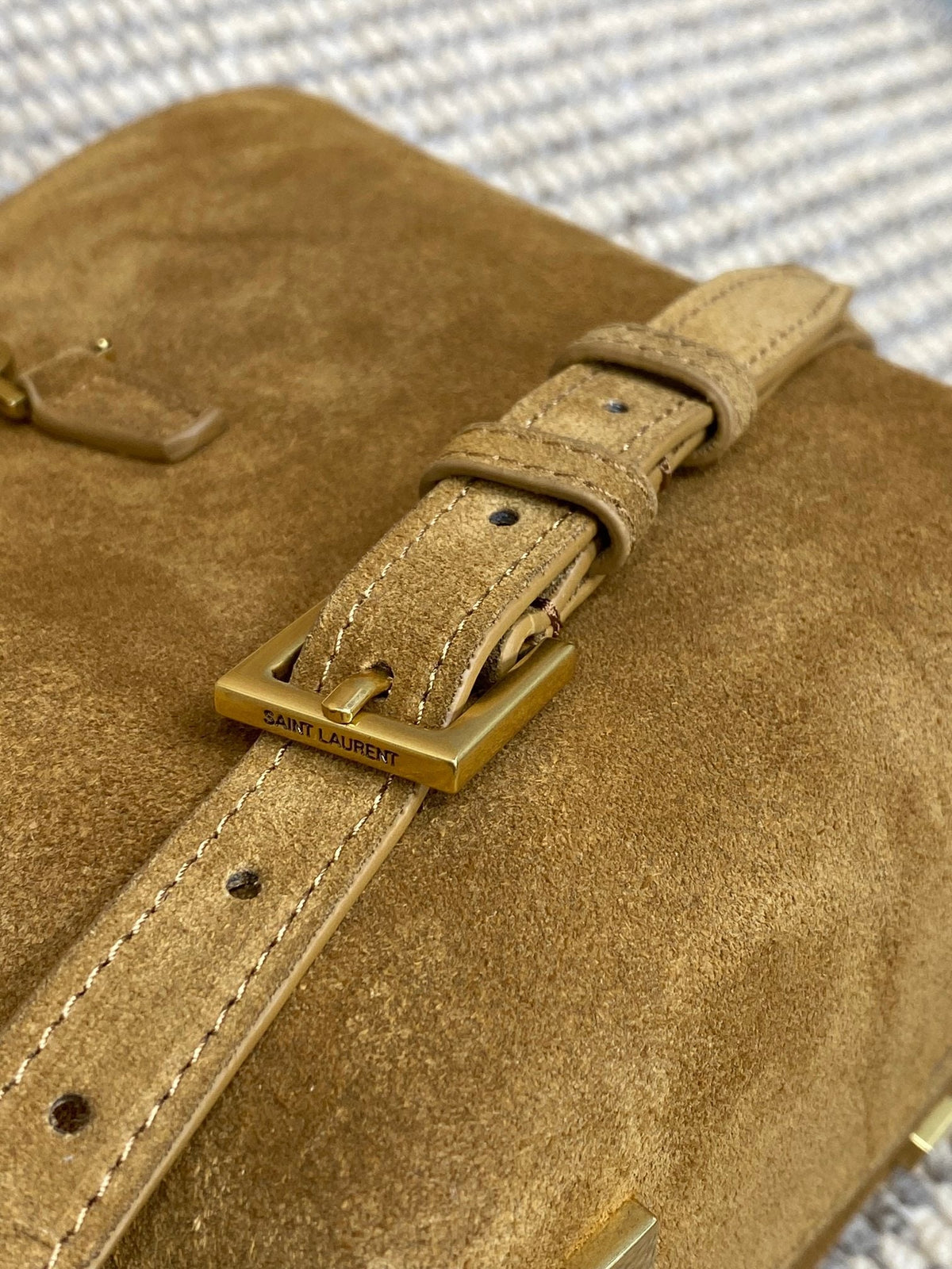 LE 37 SMALL BUCKET BAG 20 IN BROWN SUEDE GOLD HARDWARE