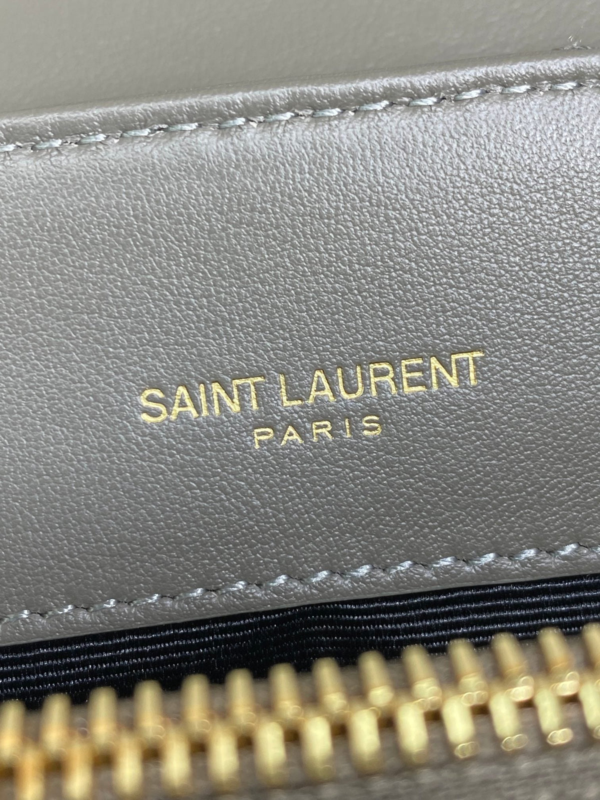 LOULOU SMALL 25 SHOULDER BAG IN DARK GREEN LAMBSKIN GOLD HARDWARE