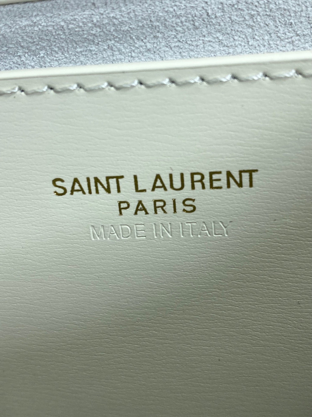 VOLTAIRE TOP HANDLE IN BOX 21 IN WHITE CALFSKIN GOLD HARDWARE
