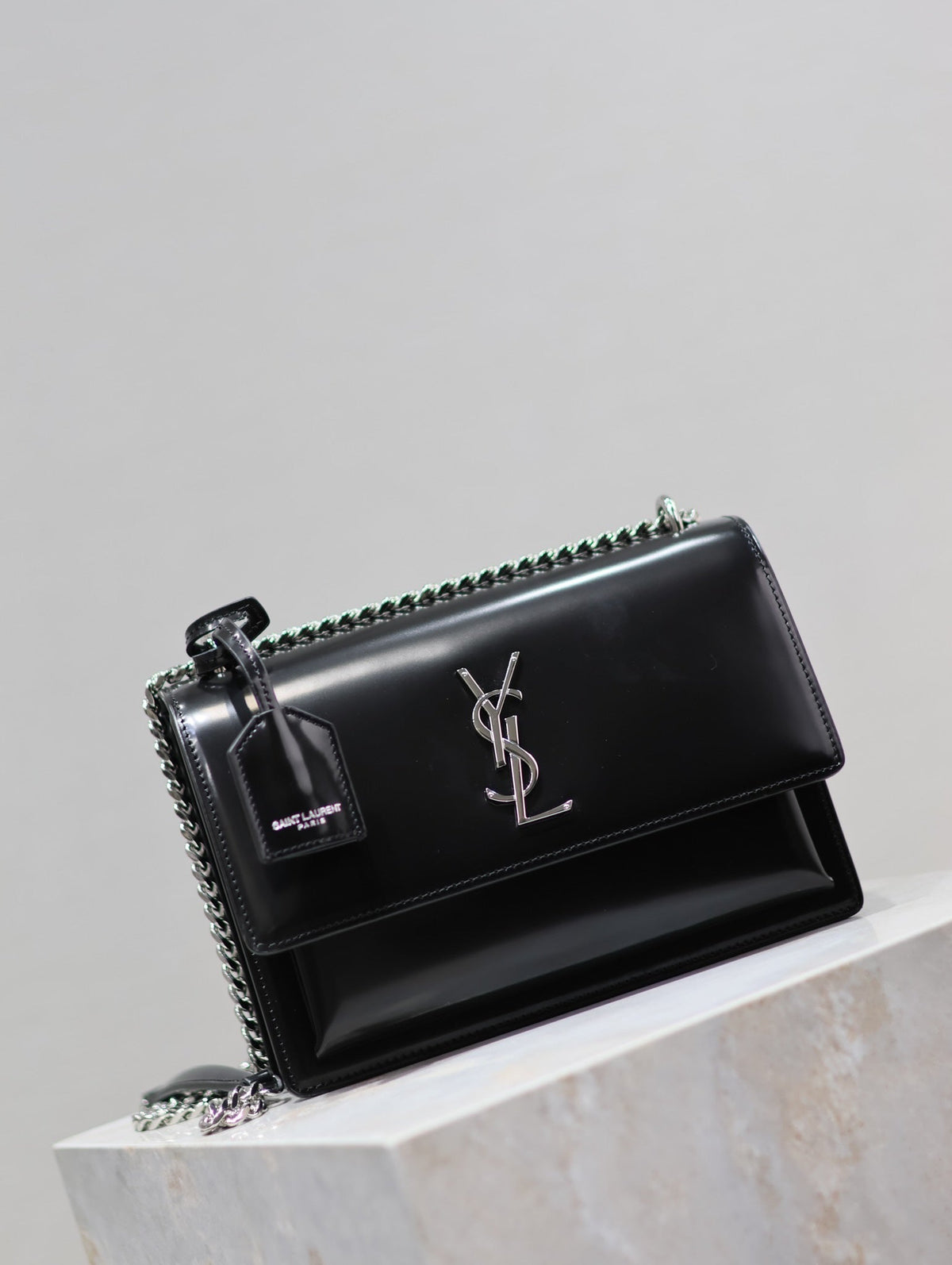 YSL 25S SUNSET MEDIUM 22 IN BLACK SHINY CALFSKIN SILVER HARDWRE