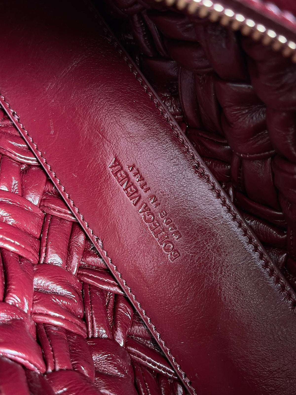 KELIMERO CHA-CHA CLUTCH 28.5 IN BURGUNDY LAMBSKIN
