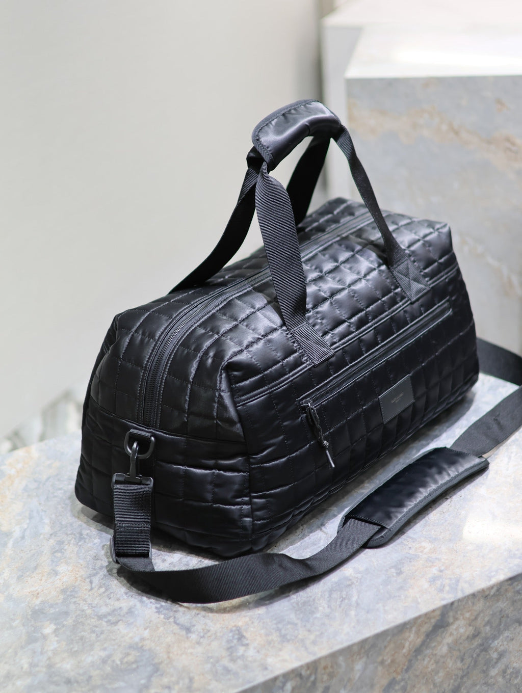 TRAVEL TOTE BAG 50 IN BLACK PLAID NYLON