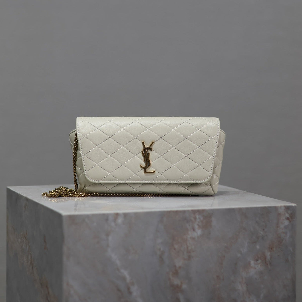 YSL 25S SAINT LAURENT GABY 19 IN BLANC VINTAGE QUILTED CALFSKIN GOLD HARDWRE