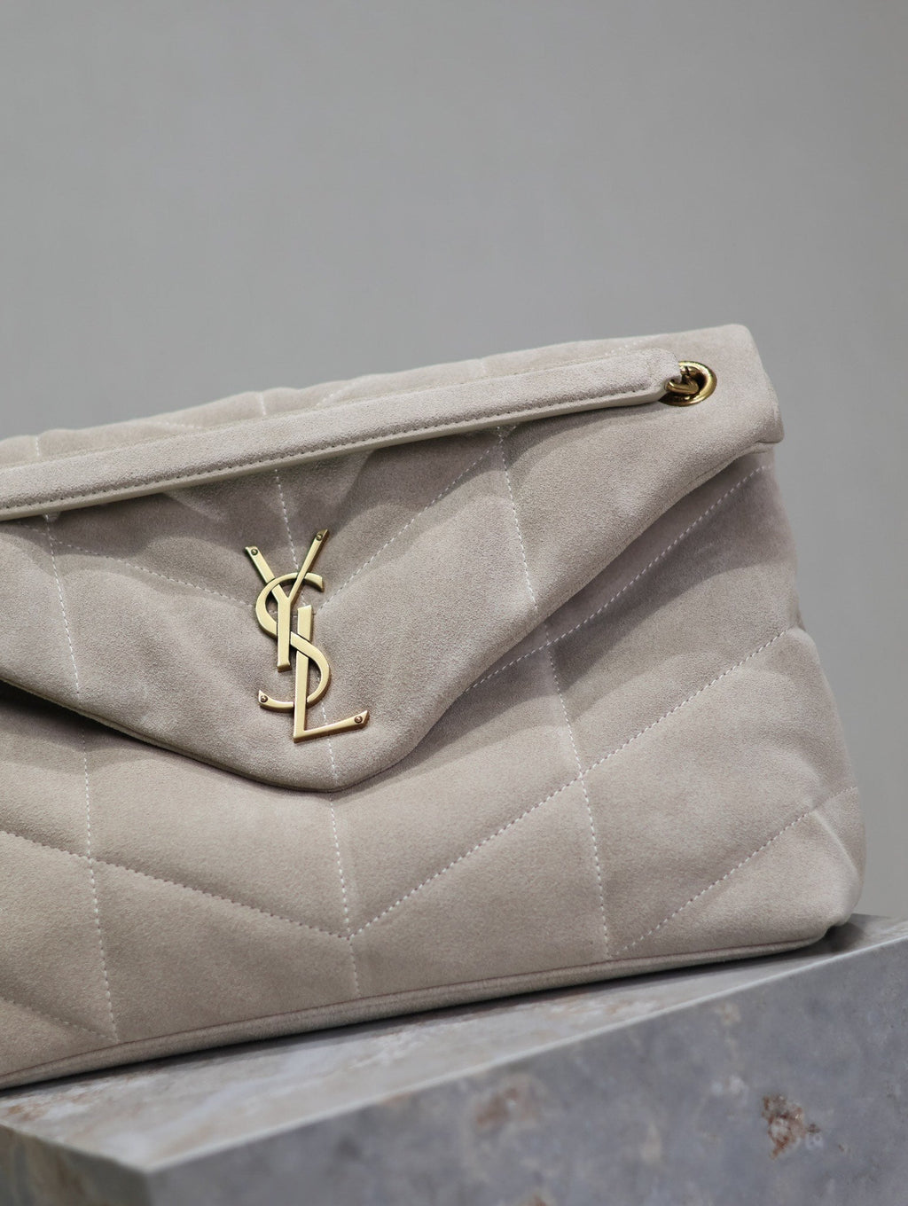 YSL 25S LOULOU PUFFER GM 35 IN SMOKEY TAUPE SUEDE GOLD HARDWRE