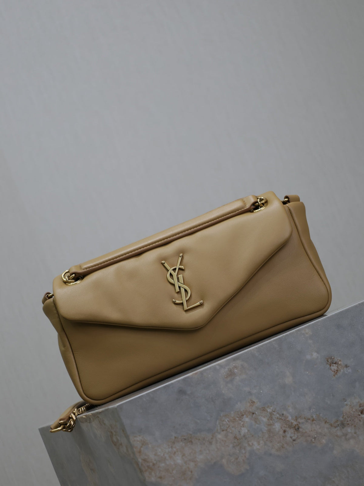 YSL 25S CALYPSO HANDBAG 26 IN LIGHT BROWN LAMBSKIN GOLD HARDWRE