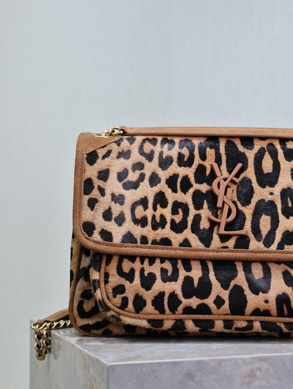 NIKI MEDIUM 28 IN LEOPARD PRINT CALFSKIN AND BROWN SUEDE TRIM