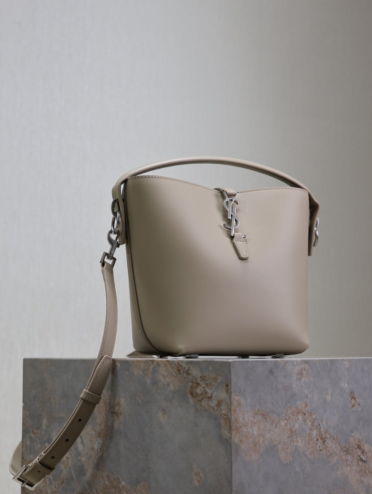 YSL 25S LE 37 BAG 20 IN DUSTY GRAY CALFSKIN SILVER HARDWRE
