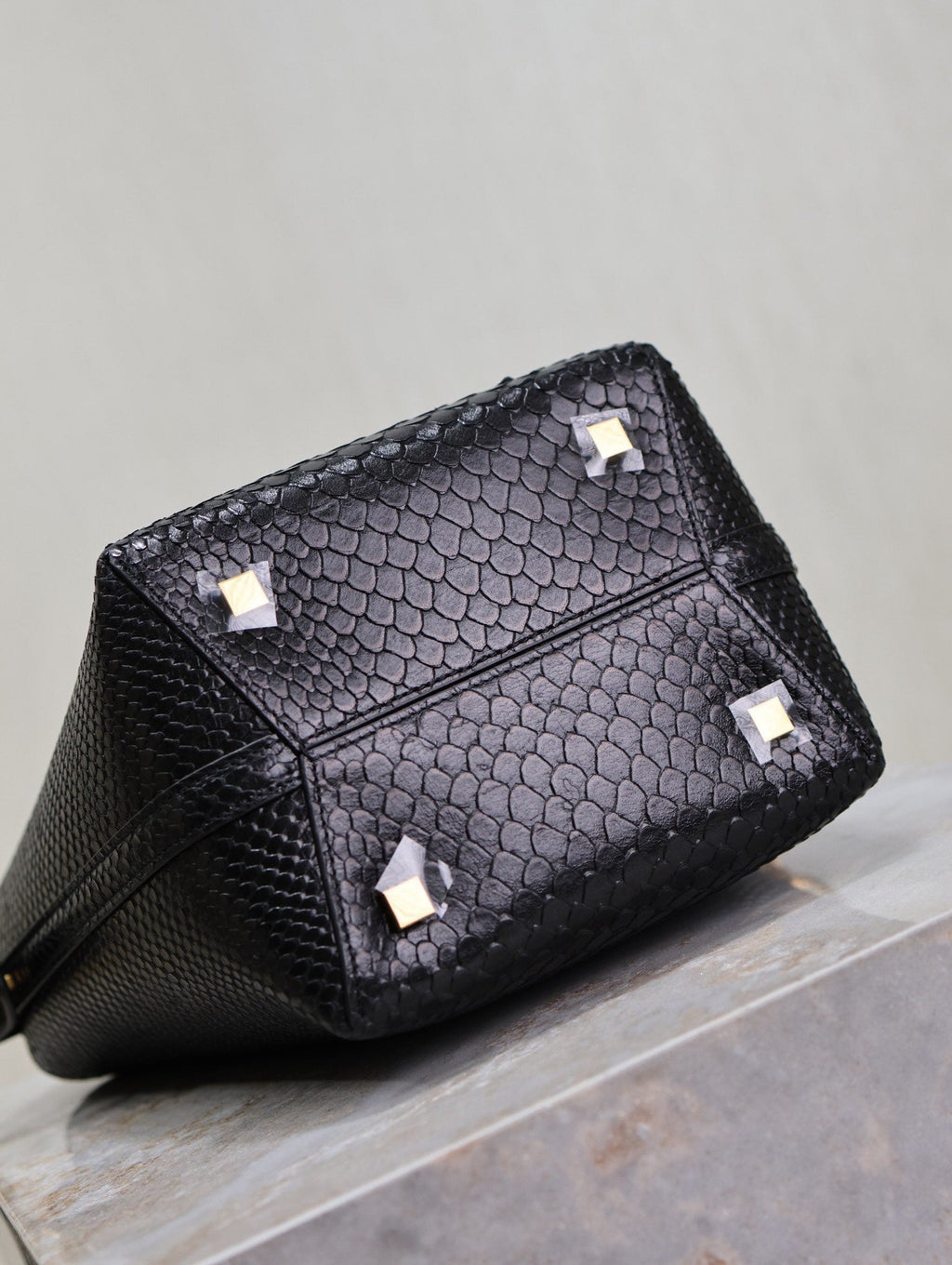 YSL 25S LE 37 20 IN BLACK SNAKE EMBOSSED CALFSKIN GOLD HARDWARE