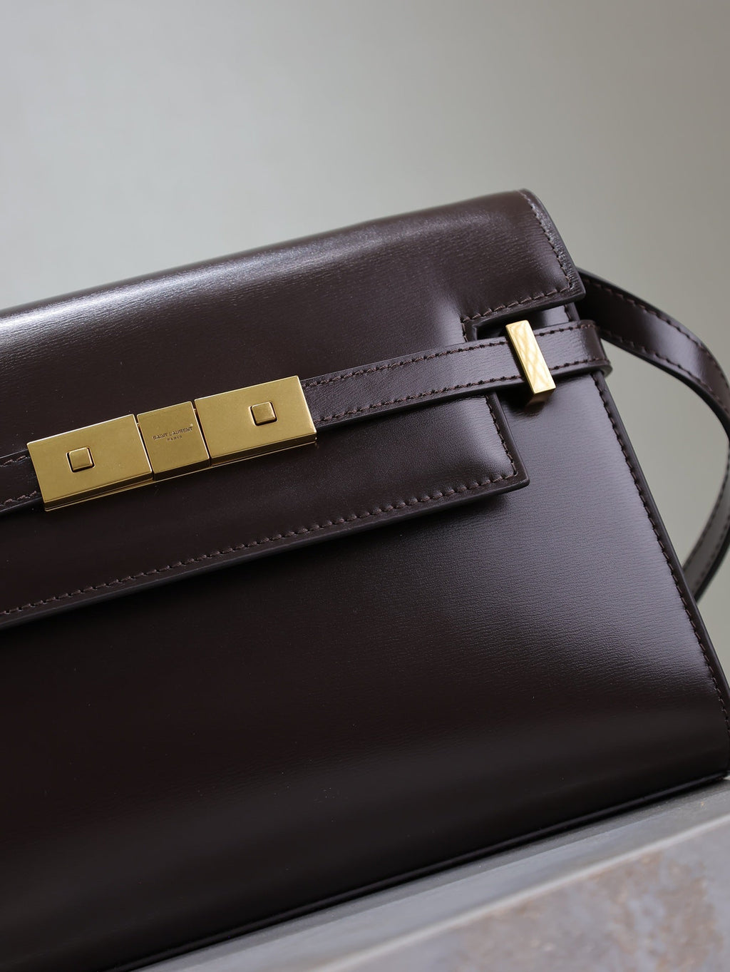 YSL 25S MANHATTAN SMALL 24 IN ROUGE CABERNET CALFSKIN GOLD HARDWRE