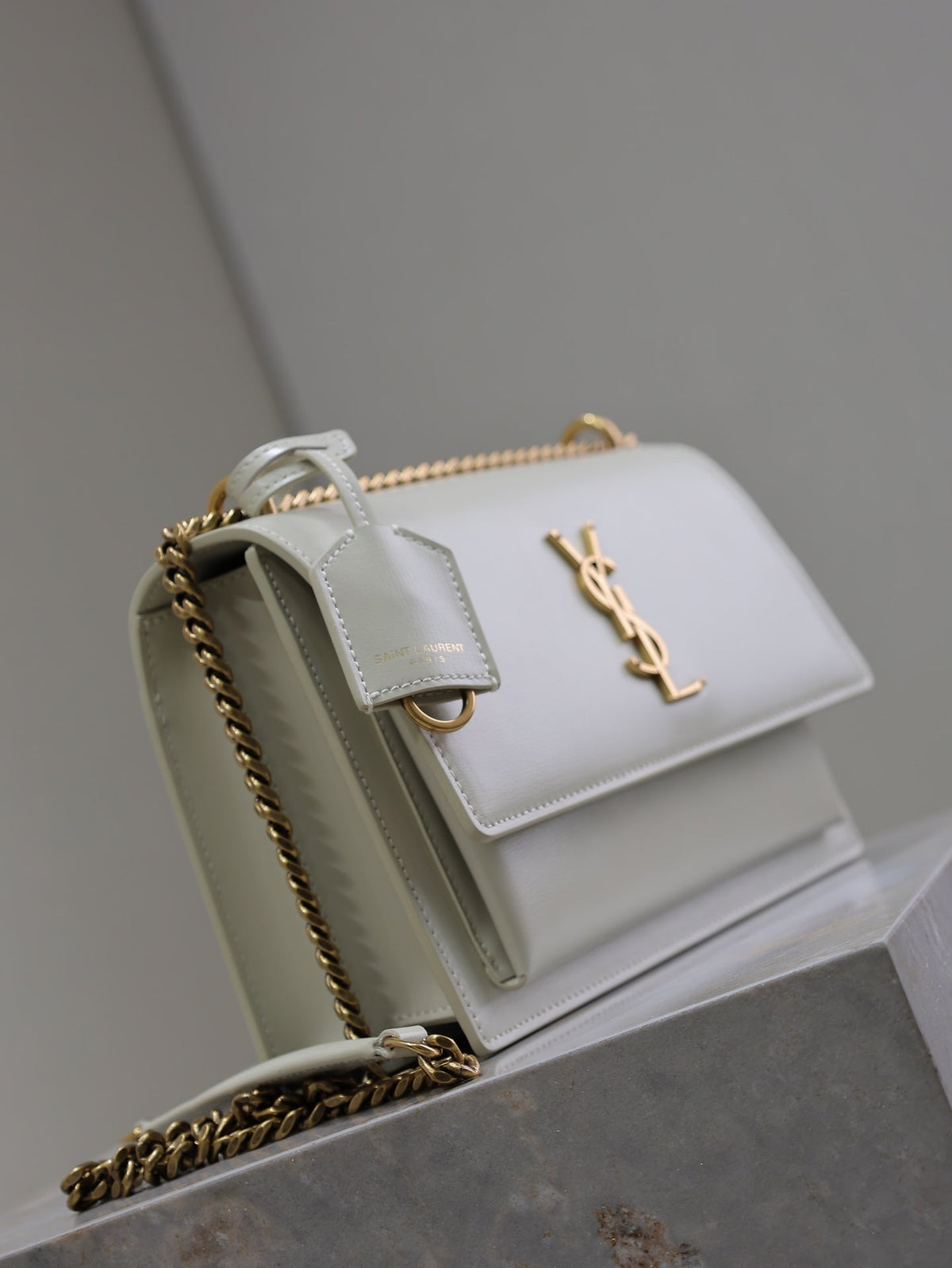 YSL 25S SUNSET BAG 22 IN IVORY CALFSKIN GOLD HARDWRE