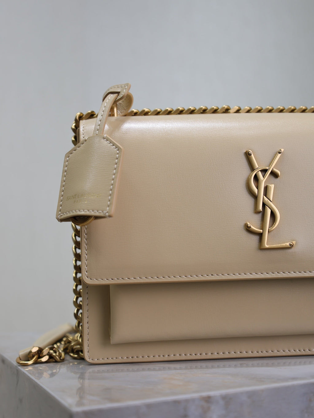 YSL 25S SUNSET BAG 22 IN NUDE CALFSKIN GOLD HARDWRE