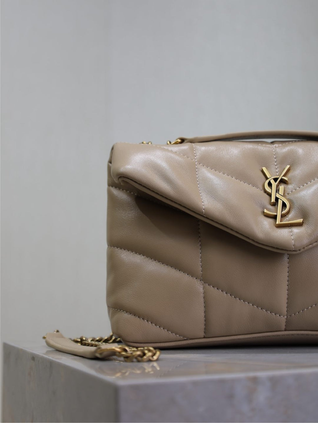 YSL 25S LOULOU PUFFER MINI 23 IN BROWN CALFSKIN GOLD HARDWARE