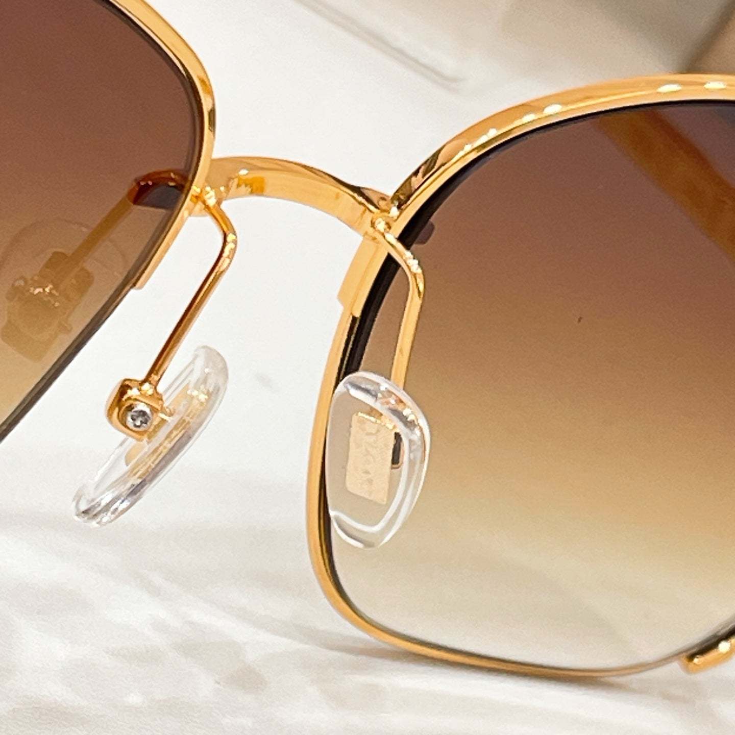 Bvlgari BV40081U Sunglasses