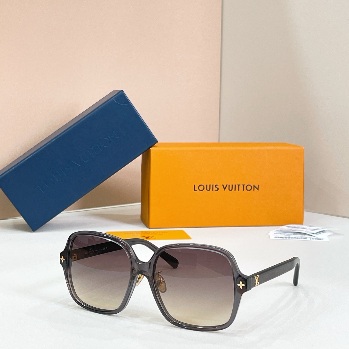 Louis Vuitton Z3044E Sunglasses