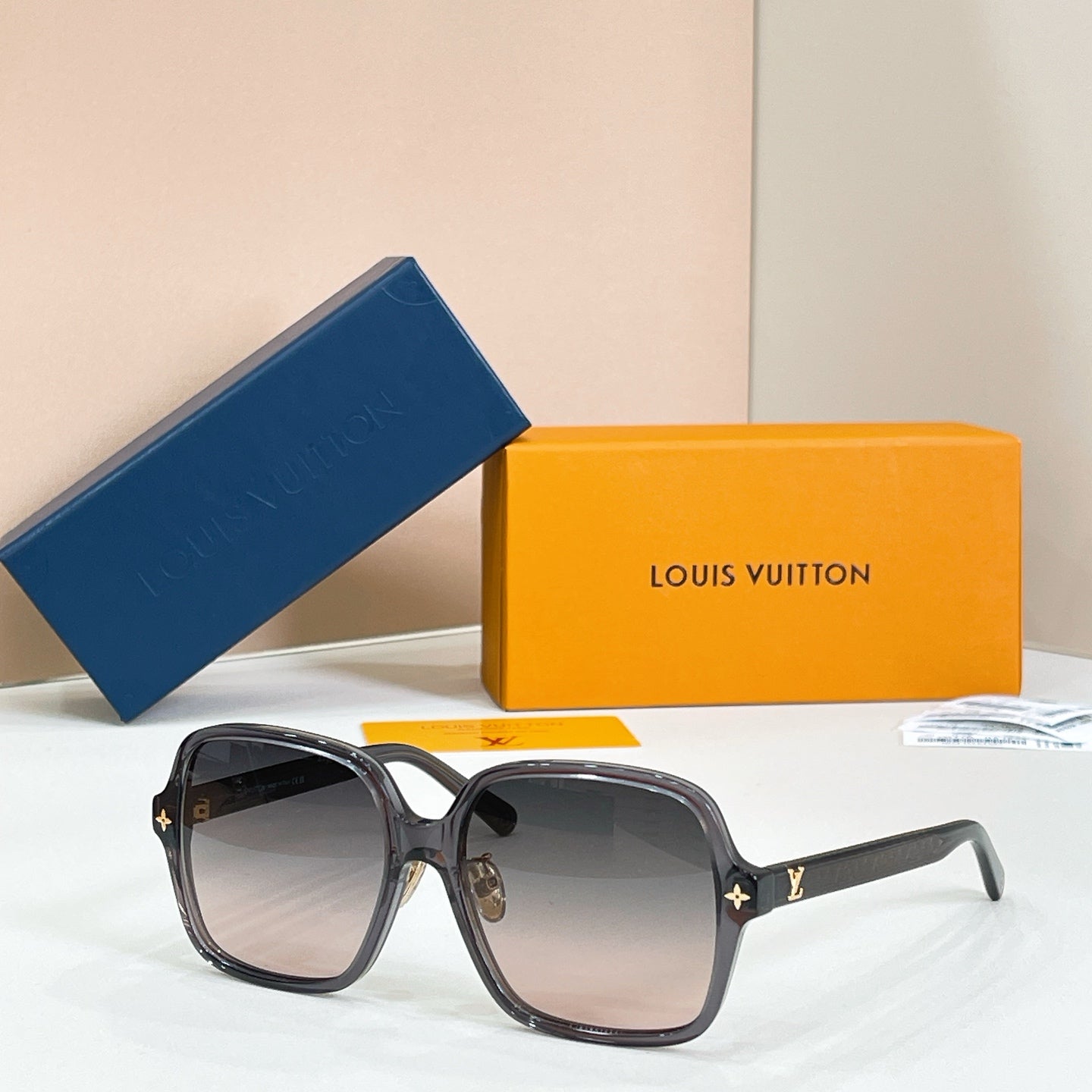 Louis Vuitton Z3044E Sunglasses