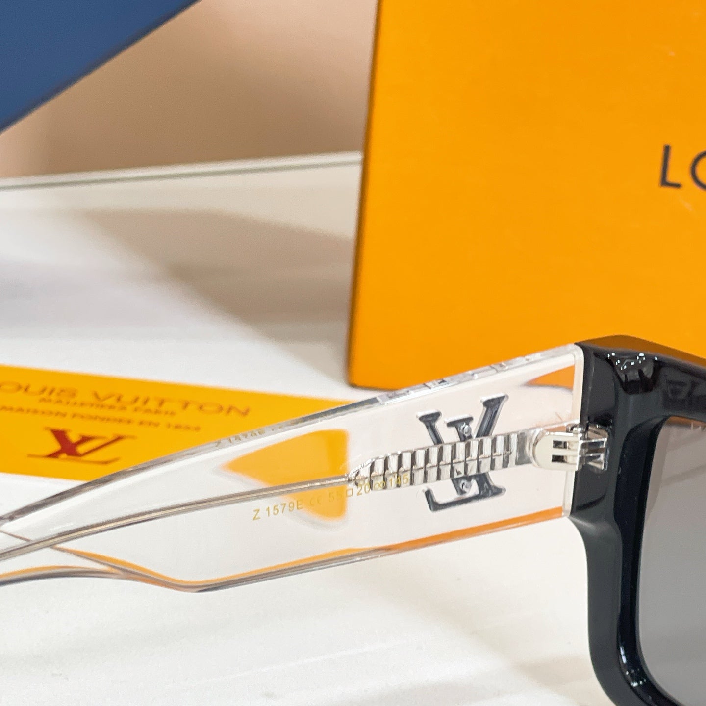 Louis Vuitton Z1579E Sunglasses