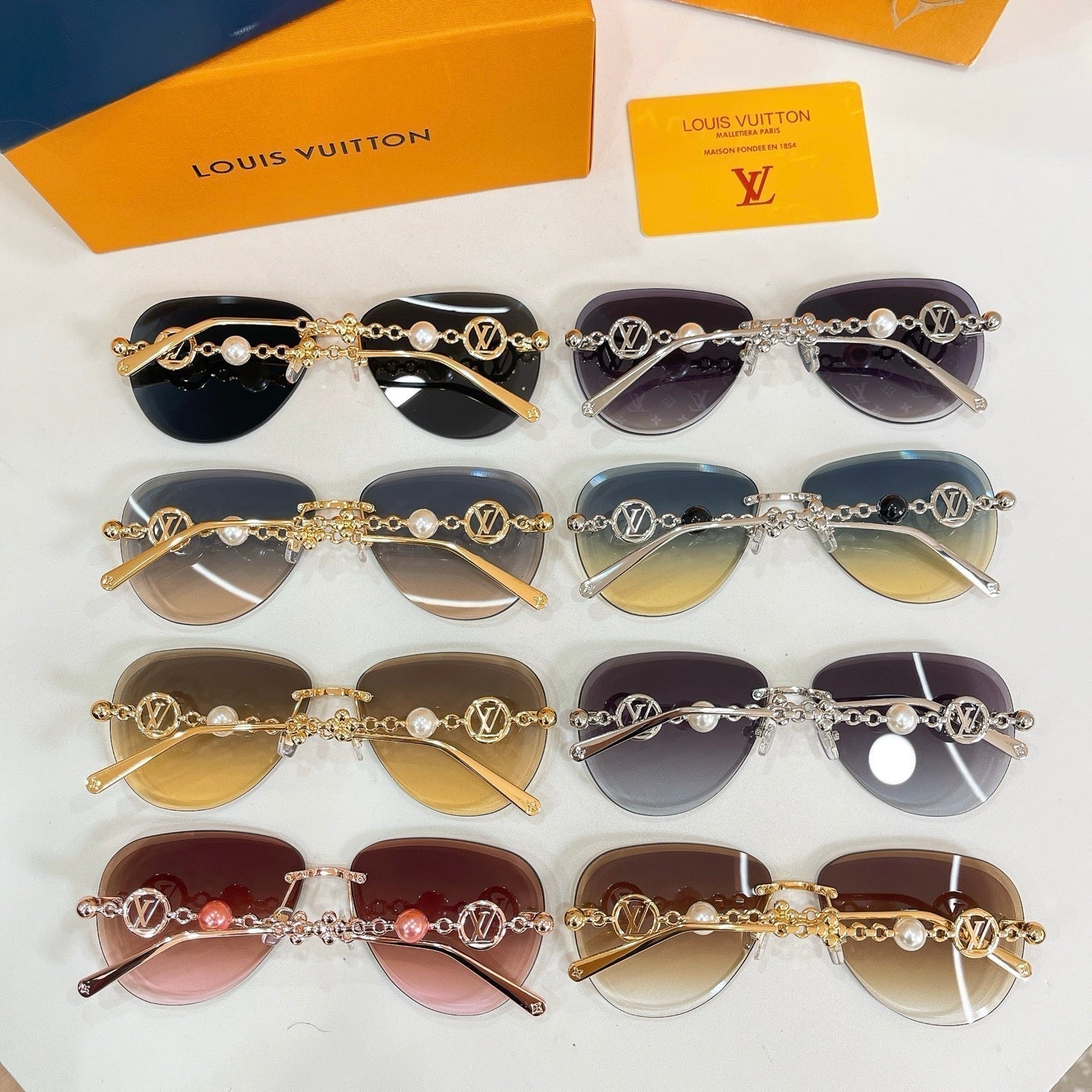 Louis Vuitton Z3318U Sunglasses