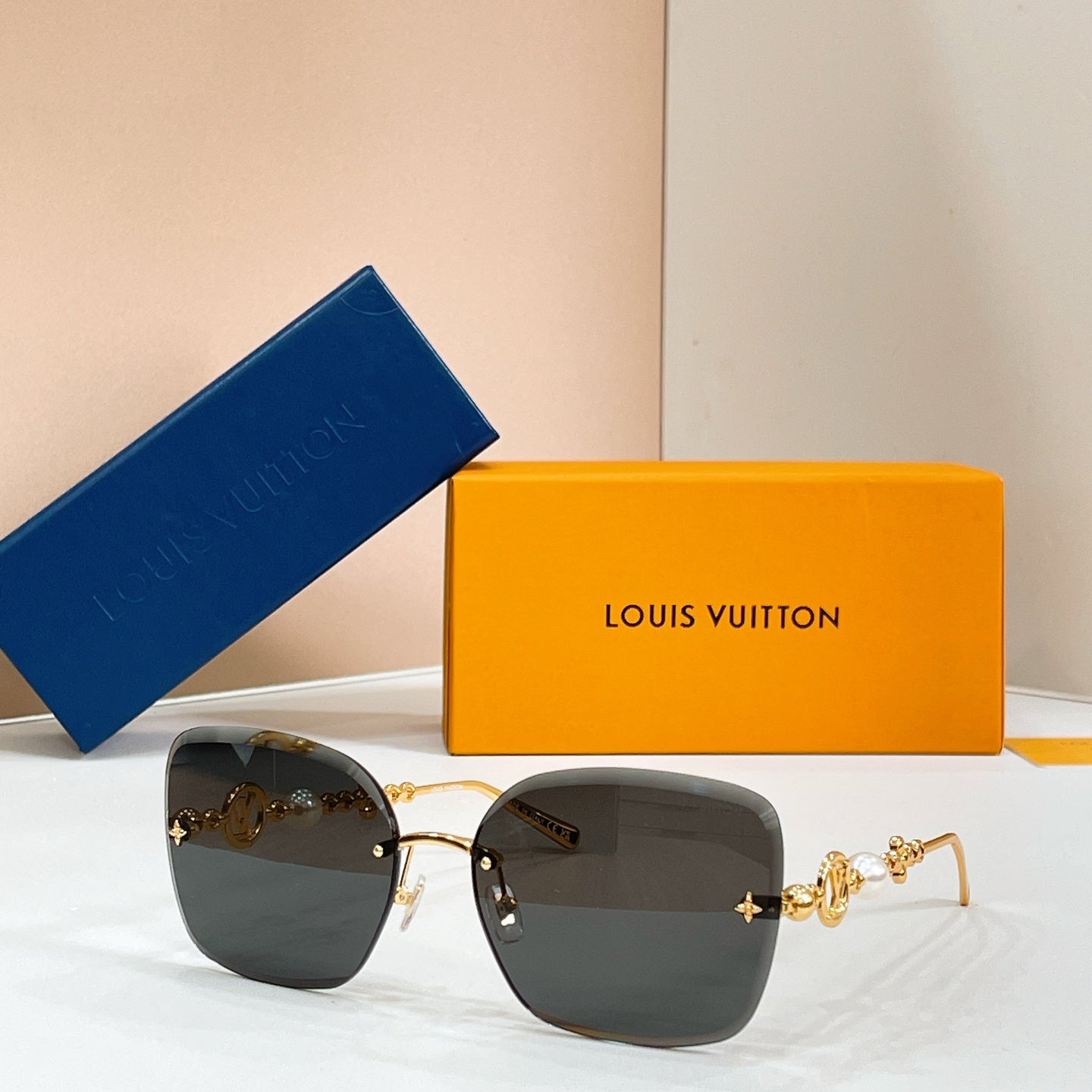 Louis Vuitton Z3167U Sunglasses