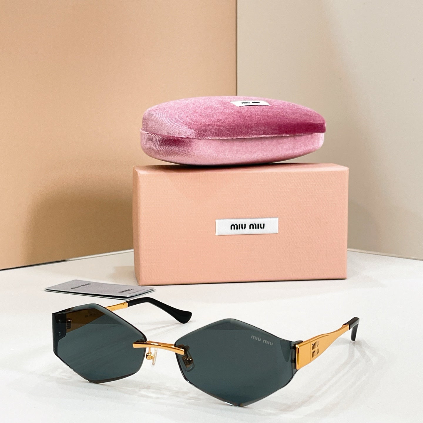 Miu Miu MU 140AV Sunglasses