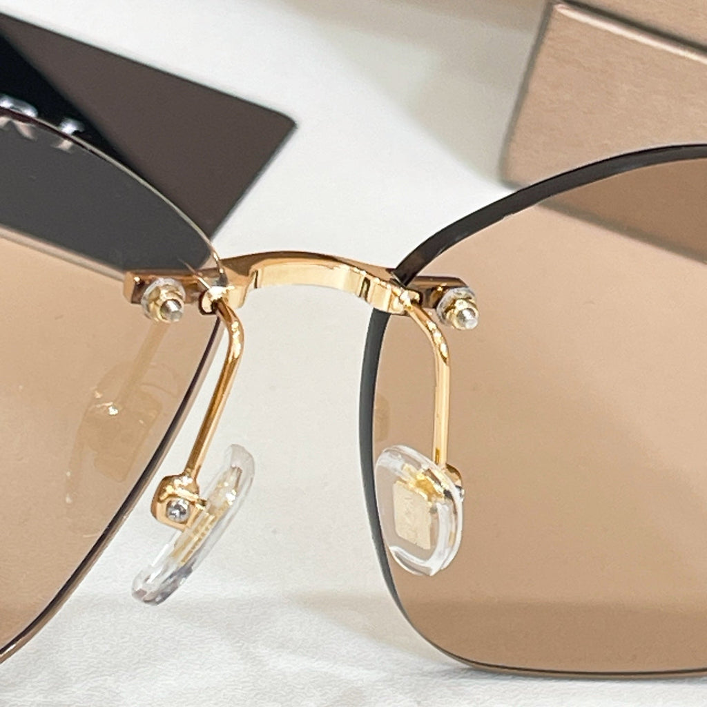 Bvlgari BV 40083U Sunglasses