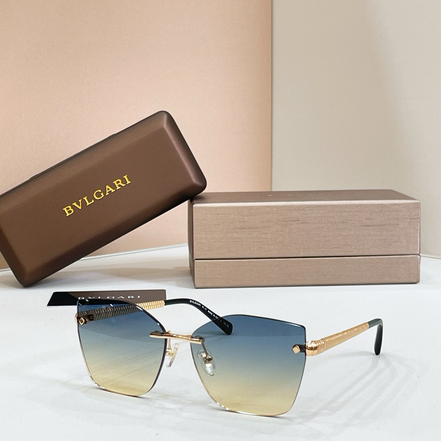 Bvlgari BV 40083U Sunglasses
