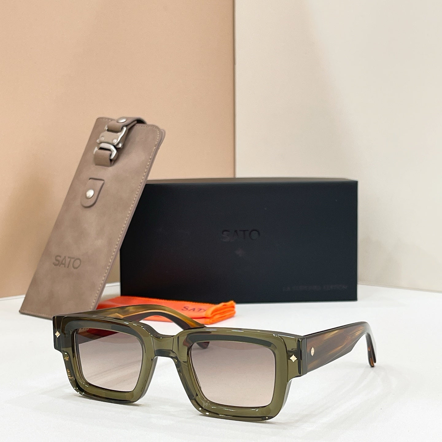 Sato Cervantes Sunglasses