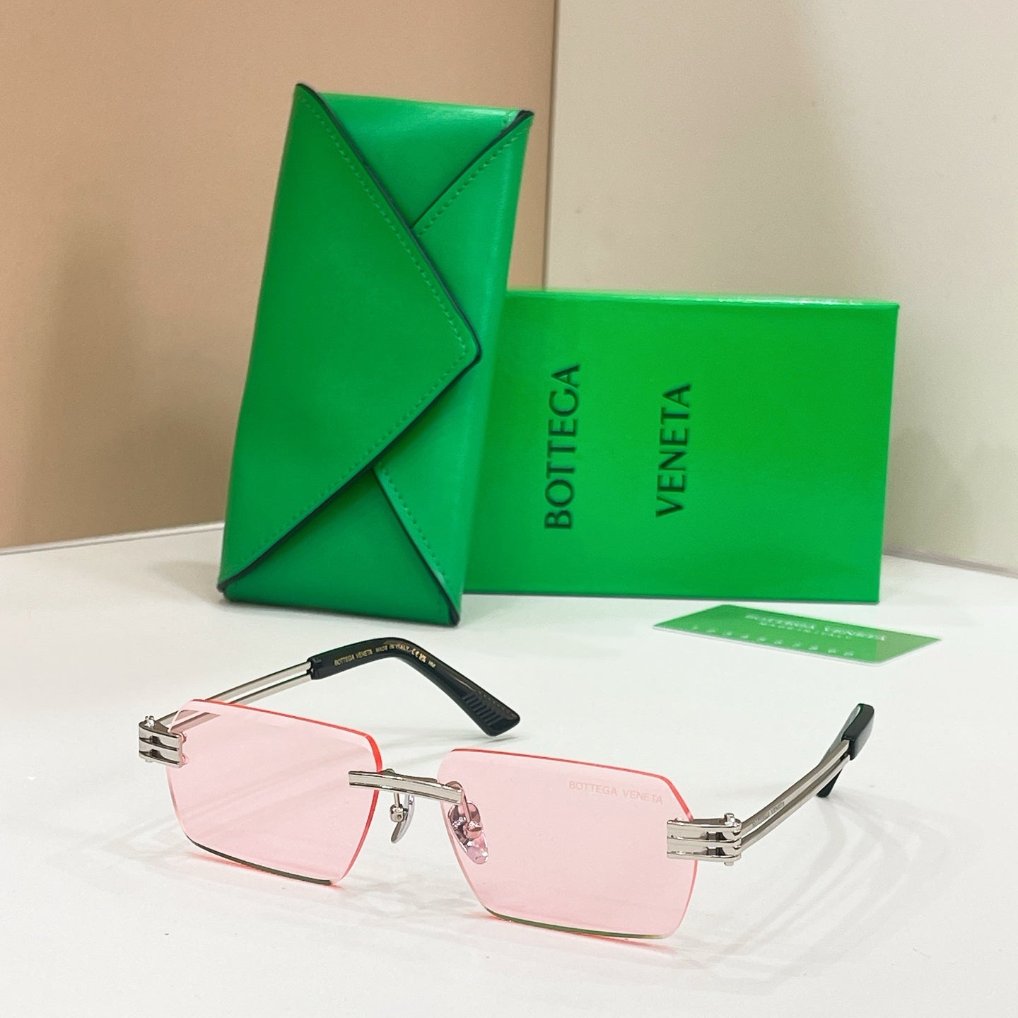 Bottega Veneta BV2347S Sunglasses