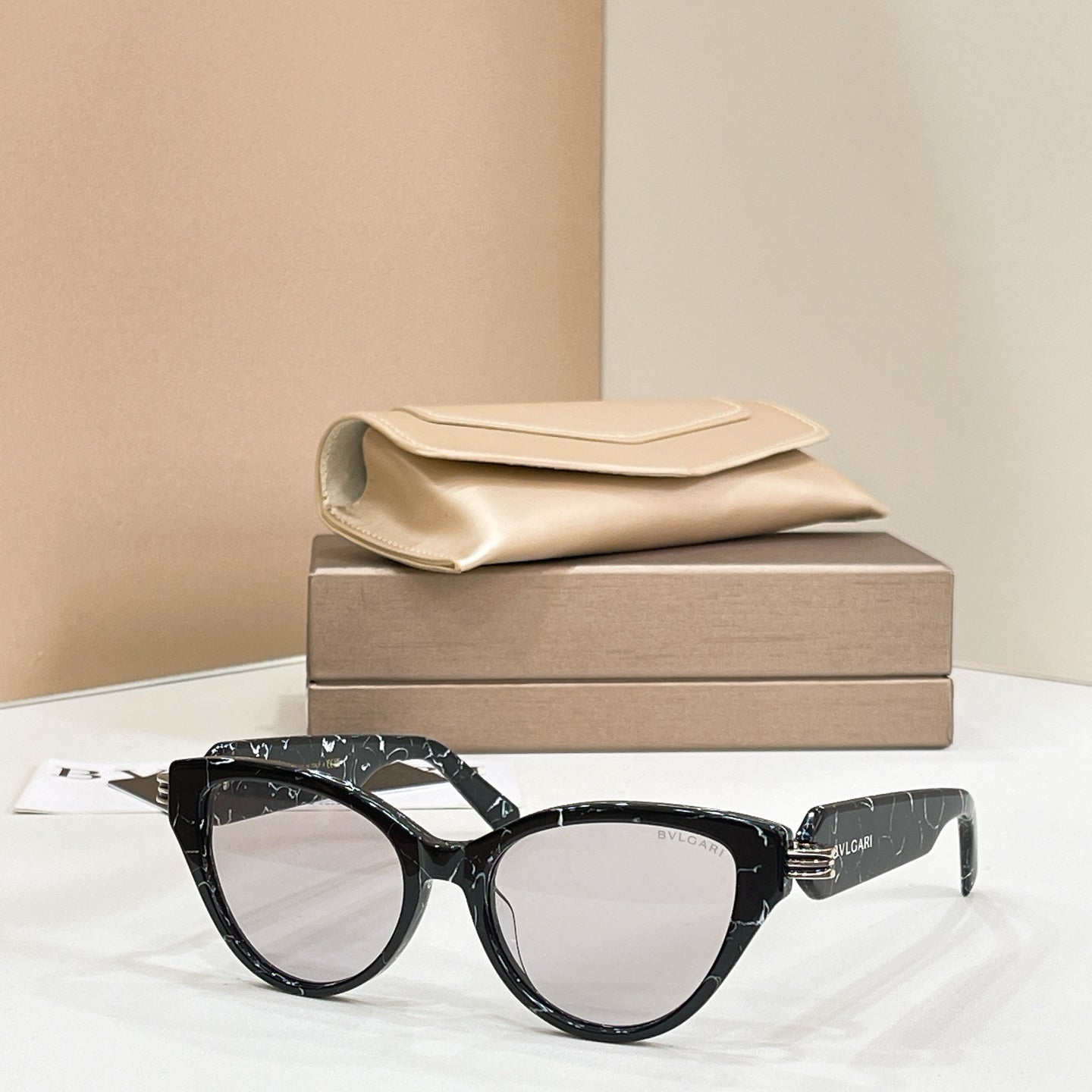 Bvlgari BV 50045I Sunglasses