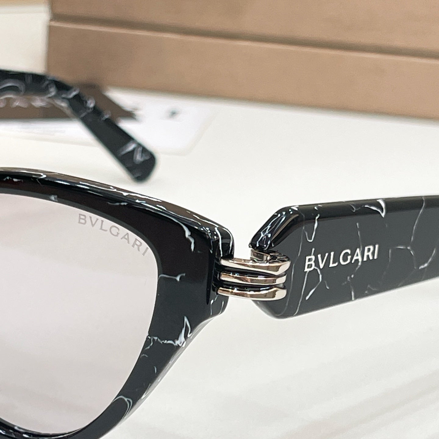 Bvlgari BV 50045I Sunglasses