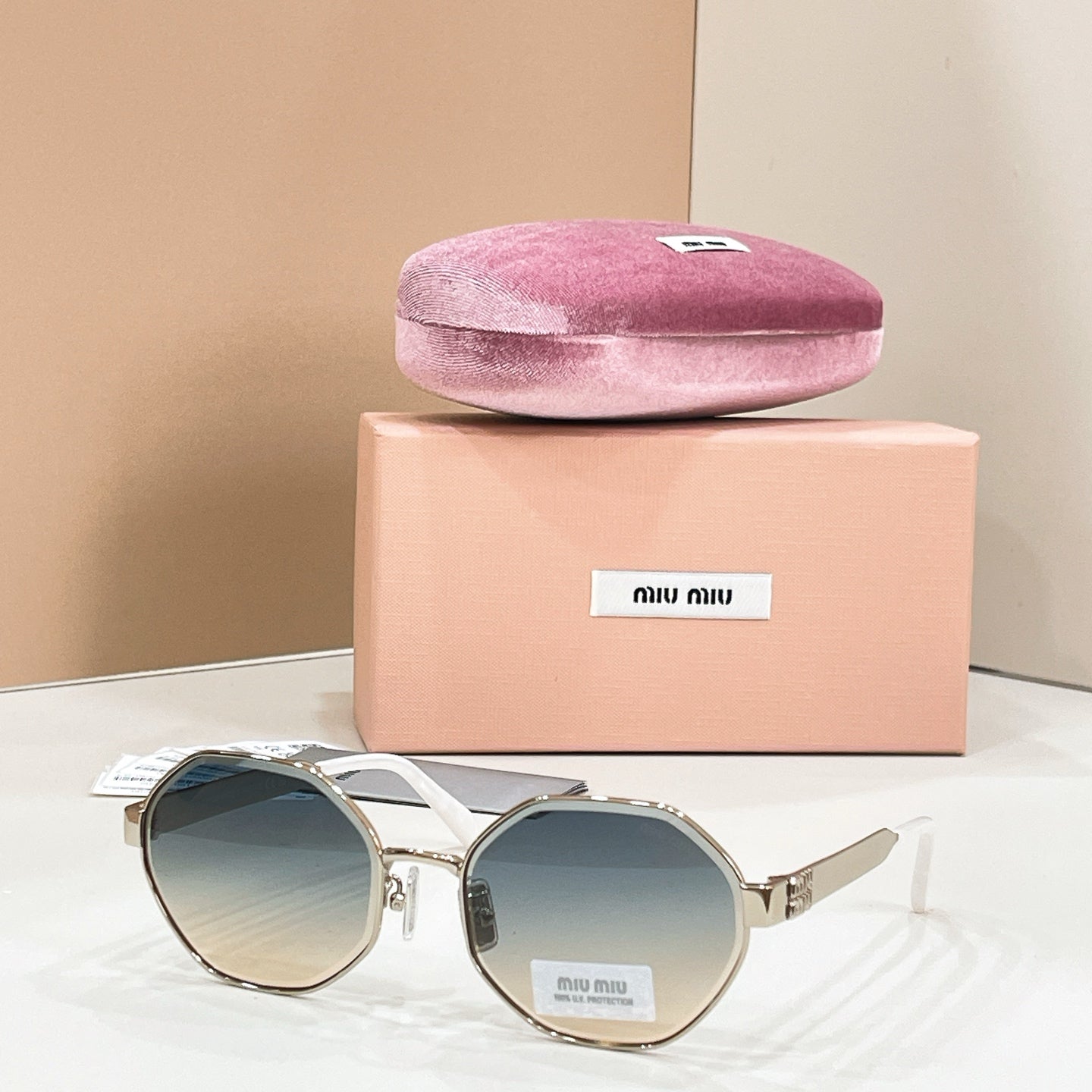 Miu Miu SMUB57S Sunglasses