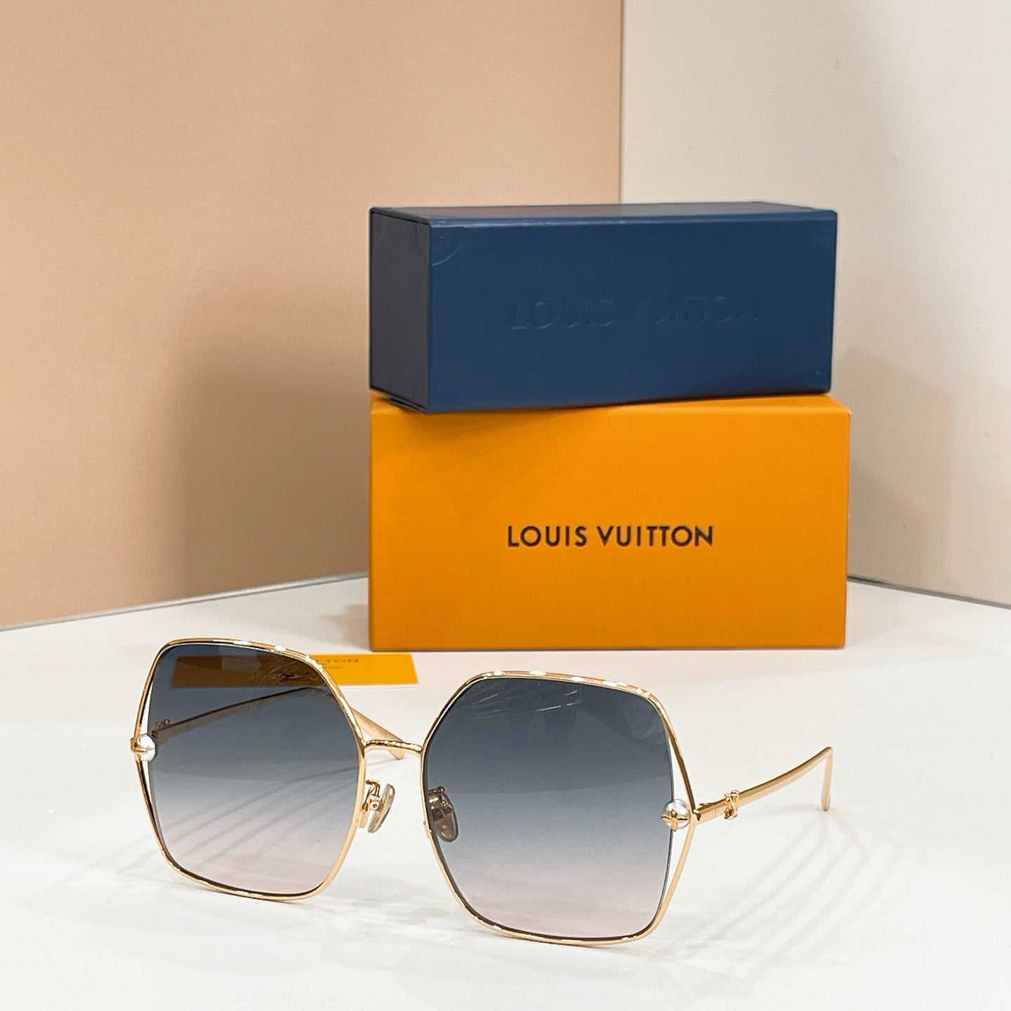 Louis Vuitton Z2994U Sunglasses
