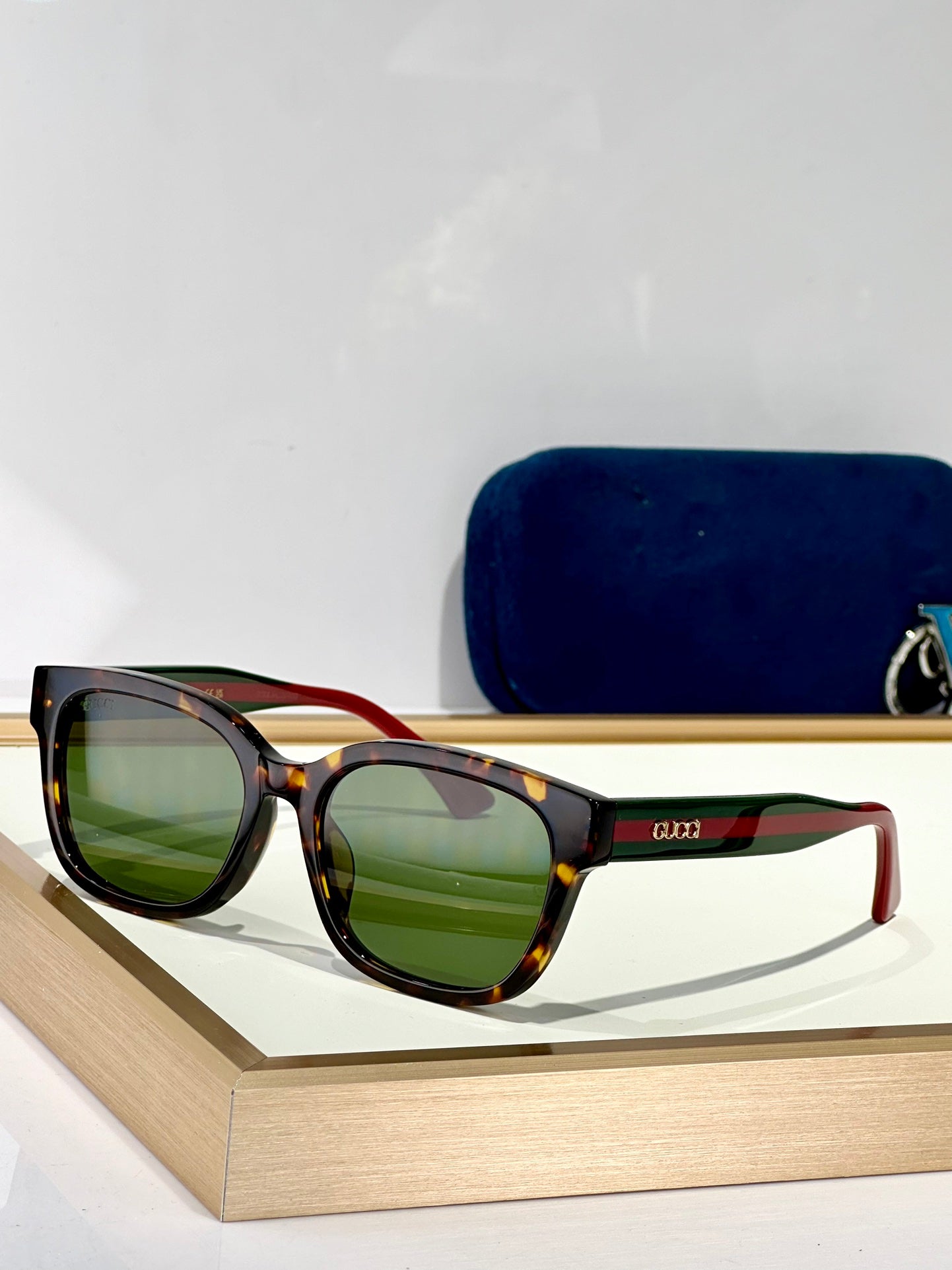 Gucci GG1872SK Sunglasses