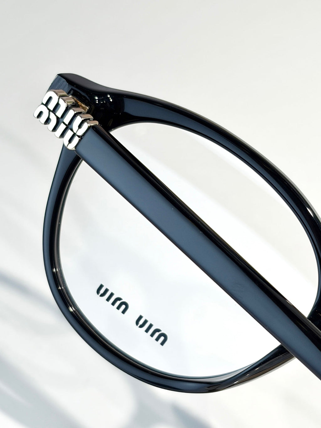 Miu Miu VMU 02WVF Sunglasses