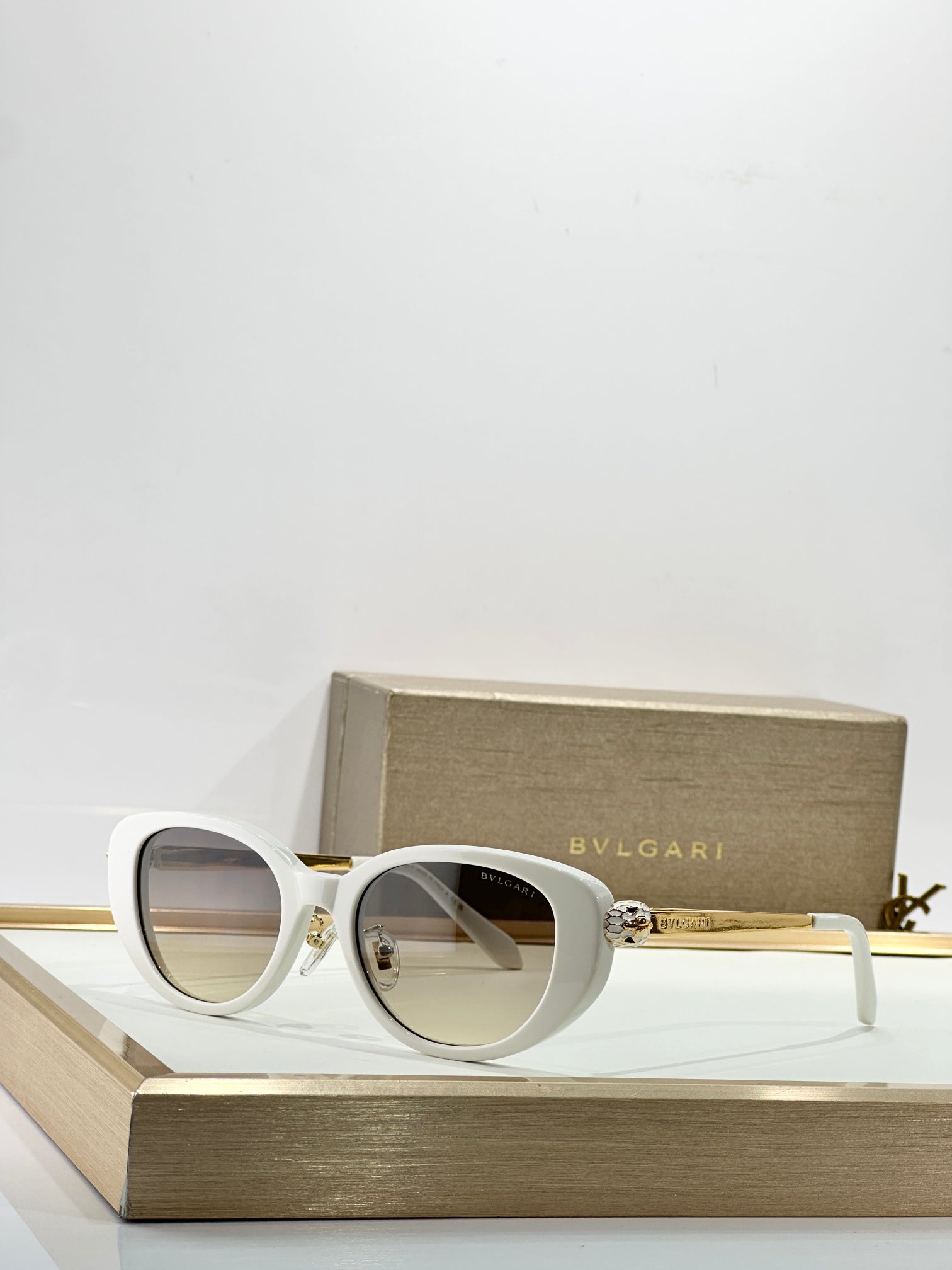 Bvlgari BV40067I Sunglasses