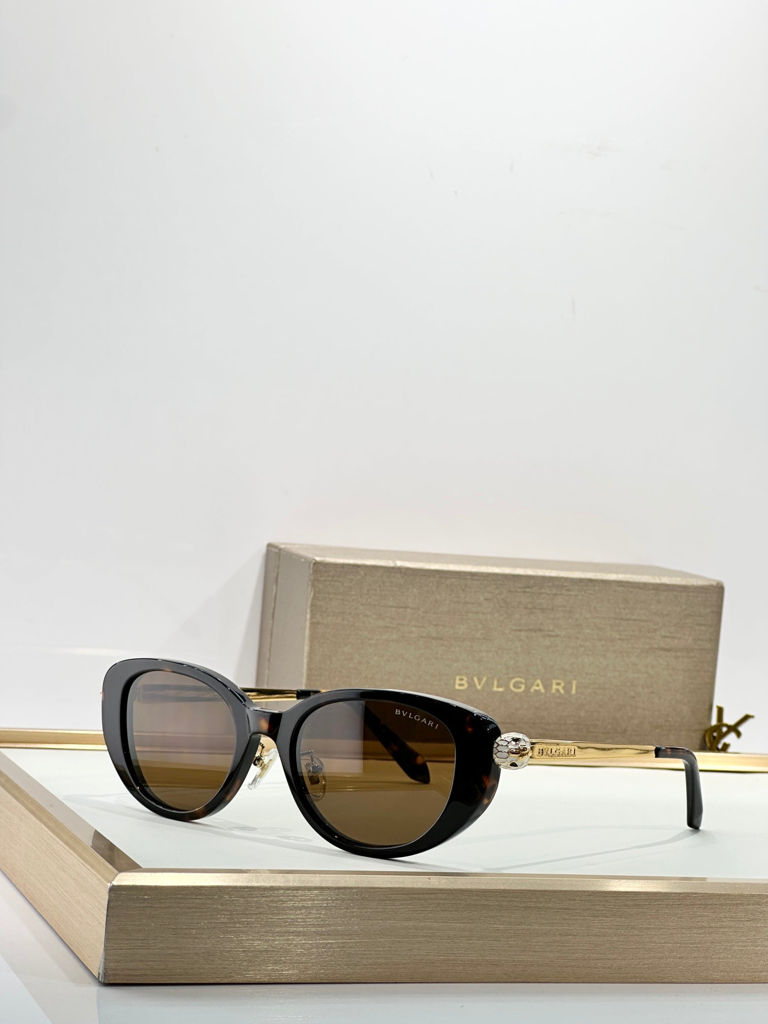 Bvlgari BV40067I Sunglasses
