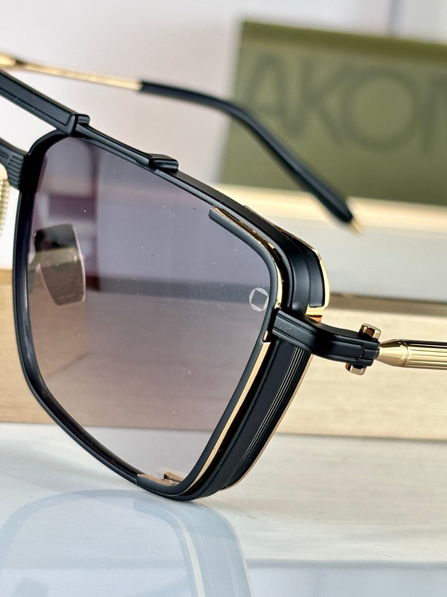 Akoni HERA AKS-203E Sunglasses