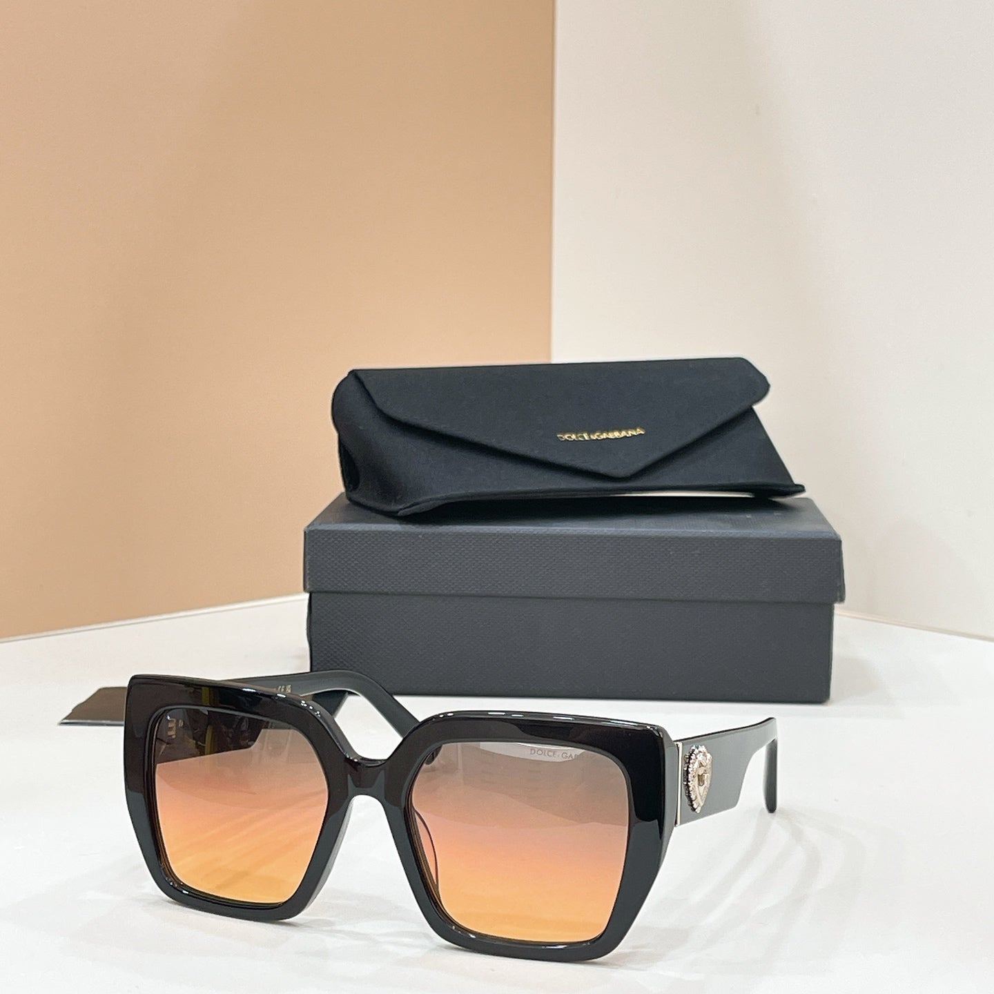 Dolce & Gabbana DG4538 Sunglasses
