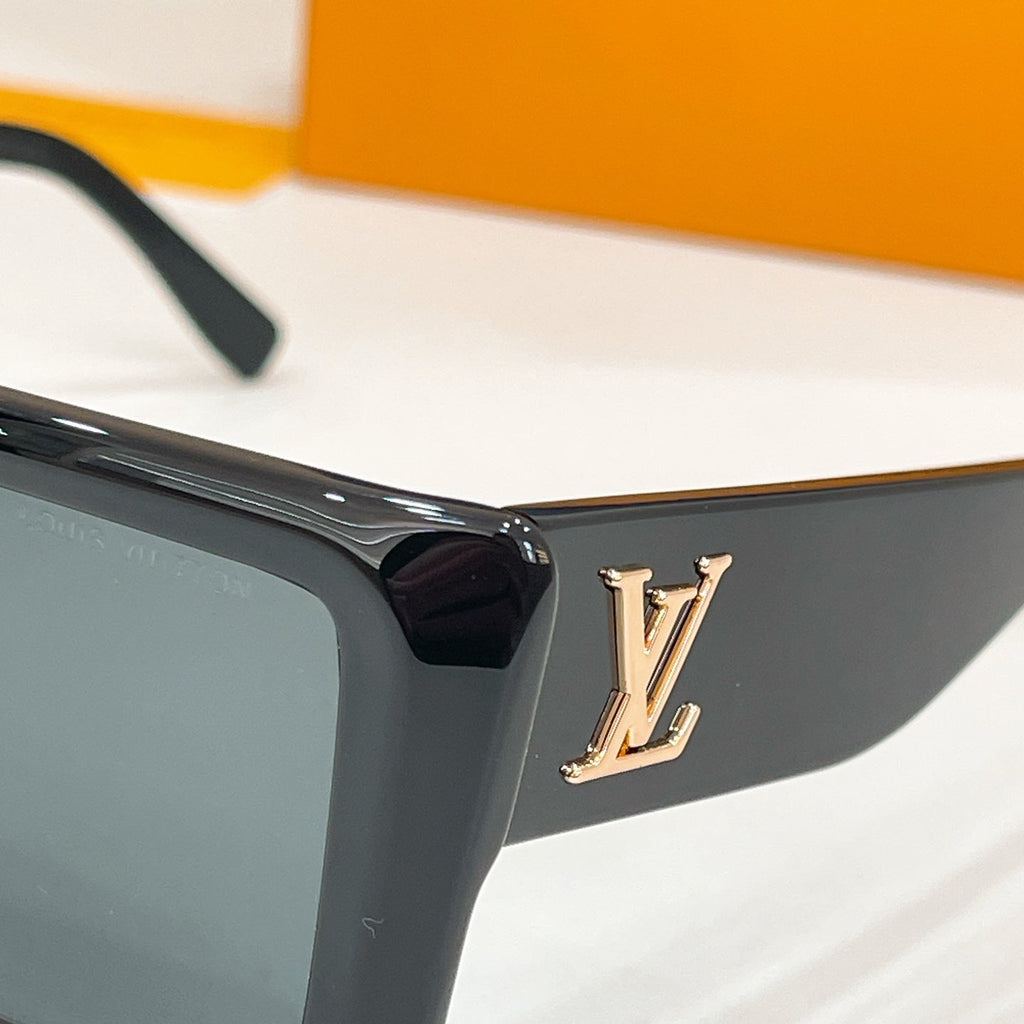 Louis Vuitton Z2916 Eyeglasses