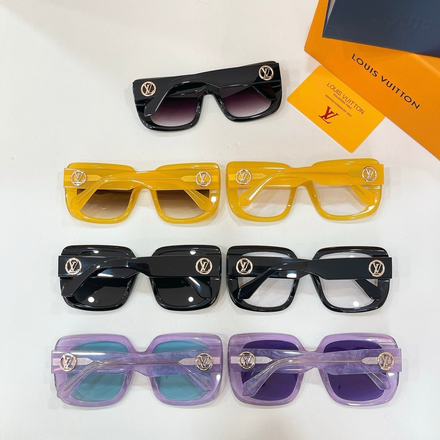 Louis Vuitton Z2592 Eyeglasses
