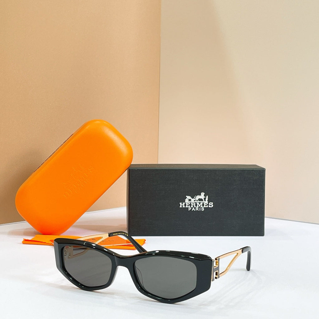 Hermès H8126S Sunglasses