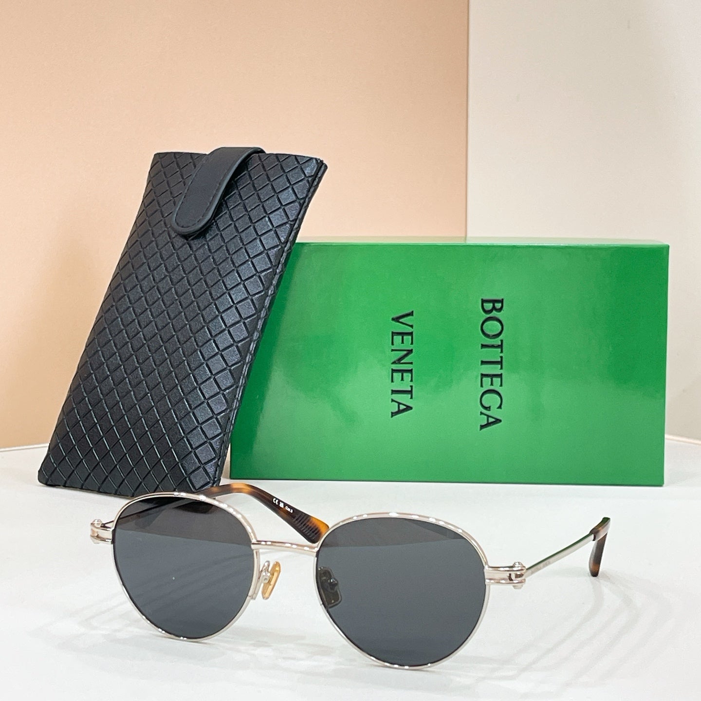 Bottega Veneta BV1382S Sunglasses