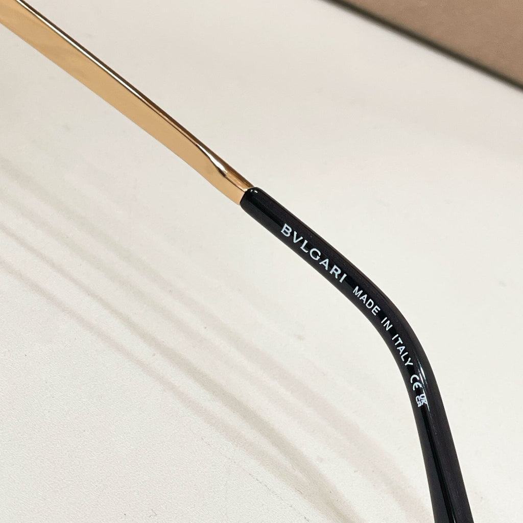 Bvlgari BV40059U Sunglasses